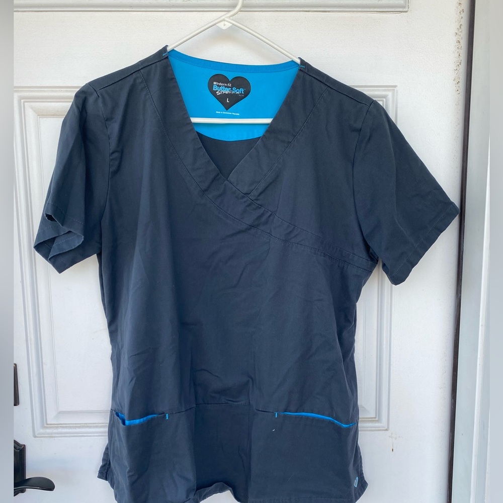 Butter soft scrub top
